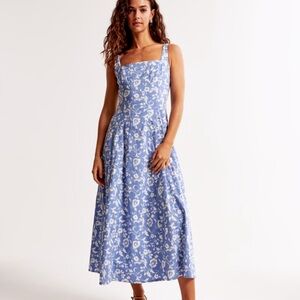 Size S Abercrombie Dress Fit & Flare Stretch Midi Dress - Only worn once